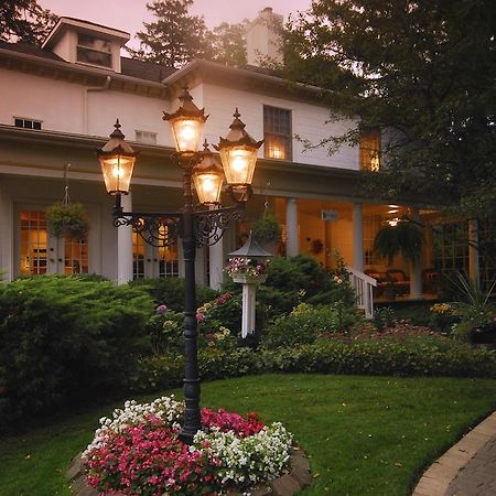 Brockamour Manor Bed And Breakfast Niagara-on-the-Lake Exterior foto